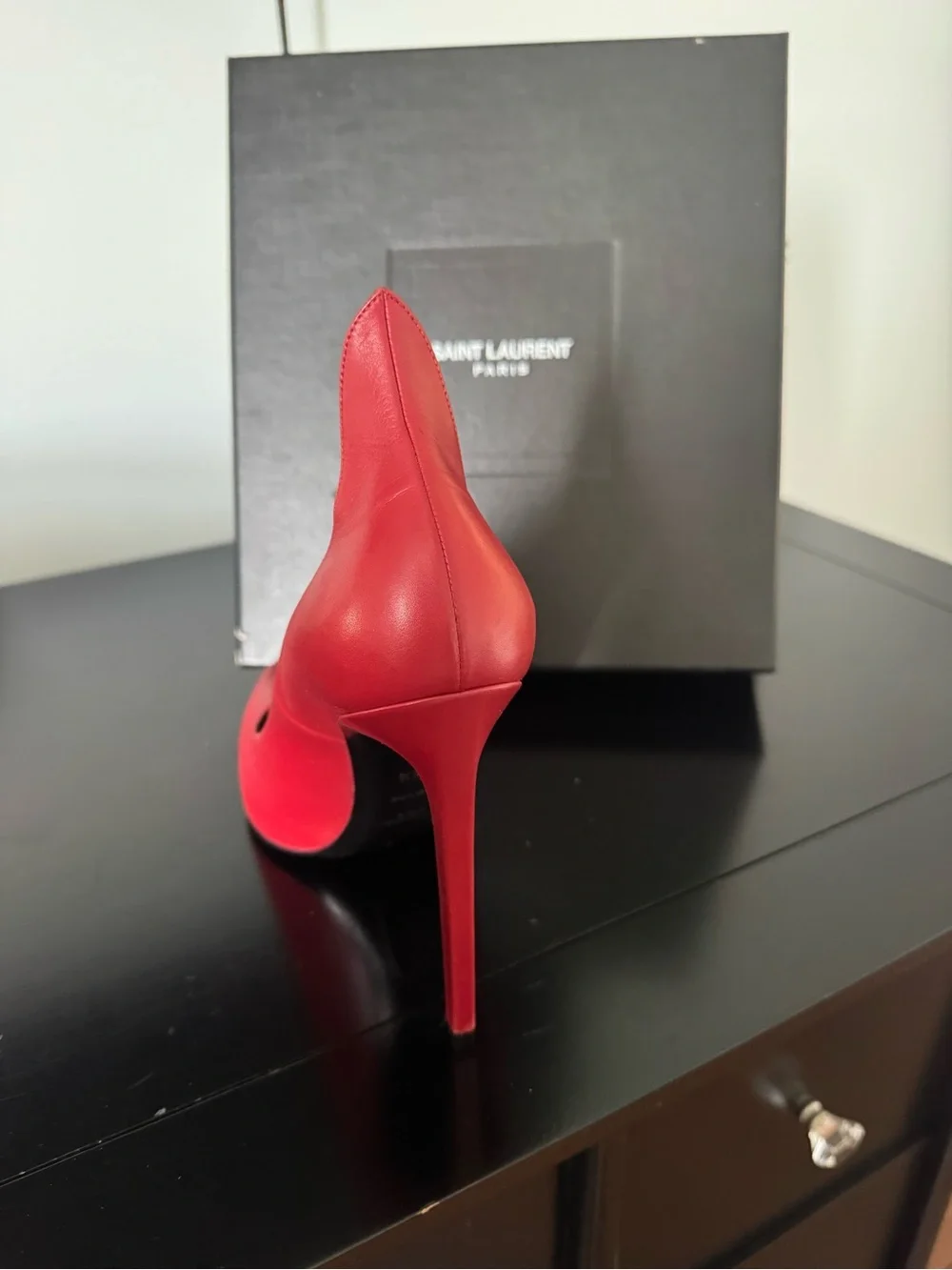Saint Laurent Red Leather Pointed Stiletto Pump - Picture 2 of 4